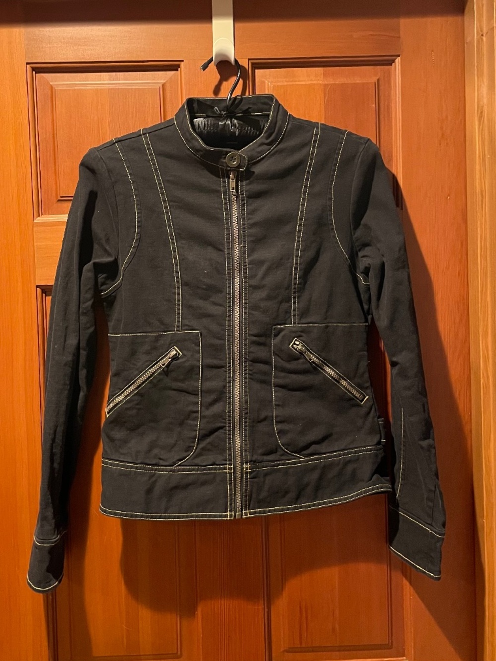Women’s SASHIMI Small Stretch Black Short-waisted Denim Jacket